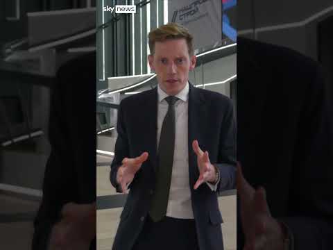 Putin pushes hard on Ukraine again