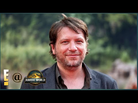 How Jurassic World Rebirth Director Gareth Edwards Honored Steven Spielberg | E! News