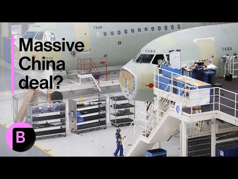 China Weighs Massive Airbus Planes Deal in Potential Blow to Boeing