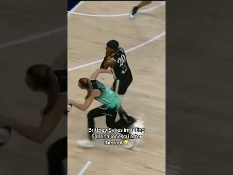 Brittney Sykes is pure comedy for this 🤣