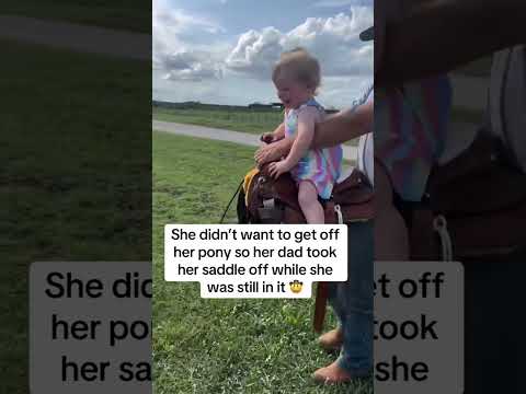 Born a cowgirl 🐴 (via @nativewestbylauren/TT)