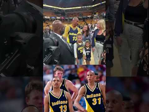 Reggie showing love to his former teammate 🤝