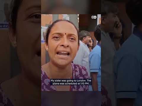 Video captures moment Air India flight crashes | DW News