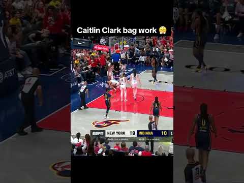 Caitlin Clark scored 25 1st-half PTS against the Liberty, her career-high in any half 😳