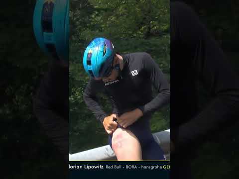 Champoussin crashes during Stage 20 🚲