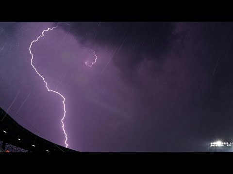 New study explains how lightning bolts are created