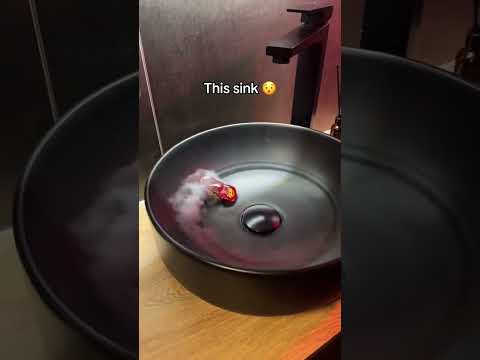 Woah ๐ฏ (via evgesha.stankevich/IG)