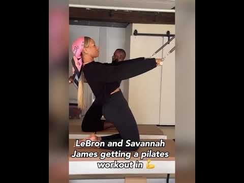 Savannah and LeBron hit the pilates studio together 🫶 (via solelypilatesstudio, stefaniaokolie/IG)