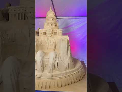 WOW! Watch patriotic sand sculpture come to life #shorts