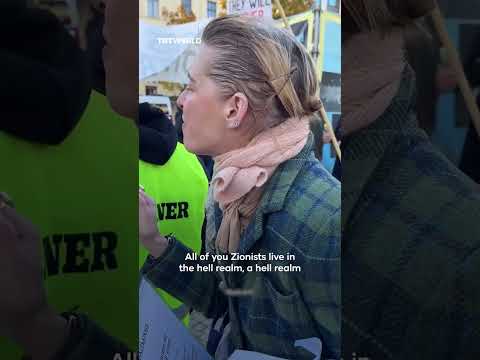 US activist confronts German politician over Palestinians tortured in Gaza