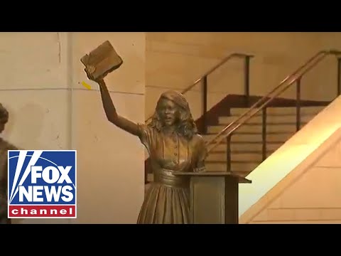 Teen civil rights leader honored with statue at US Capitol