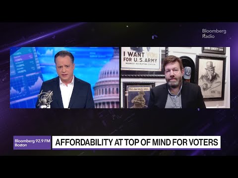 America is ‘Hopelessly Divided’ Headed Into 2026, Says Frank Luntz