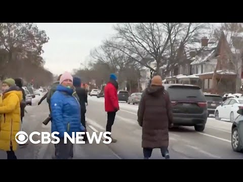 Minneapolis residents protests ICE: “I want kids to feel safe”