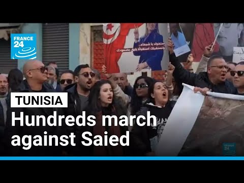 Hundreds of Tunisians march trough Tunis against Kais Saied’s crackdown on opposition • FRANCE 24