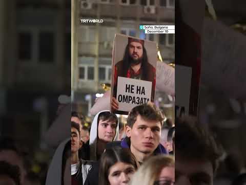 Bulgarian PM hands in government resignation amid anti-corruption protests