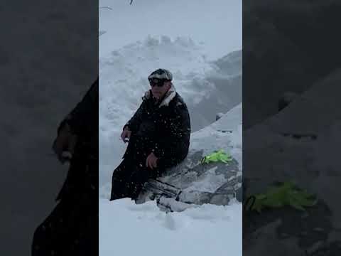 Record Snowfall Buries Russian Cities Under 7 Feet of Snow #shorts