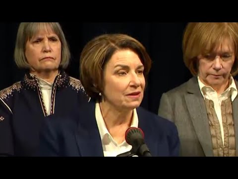 Klobuchar says “city has been under siege” after federal agents shoot, kill man in Minneapolis