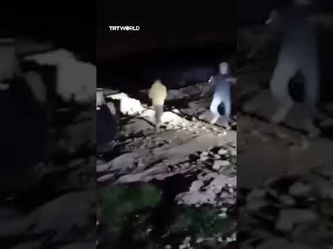 Illegal Israeli settlers perform provocative dances while raiding Hebron village