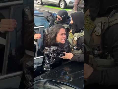 ICE Agents Drag People Out of Cars in Front of Protesters #shorts