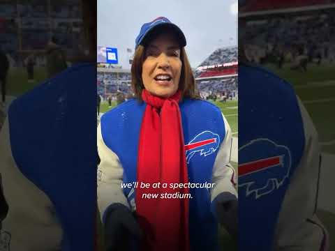 Kathy Hochul claims to be the ‘best Bills fan to ever sit in the governor’s seat’ #shorts