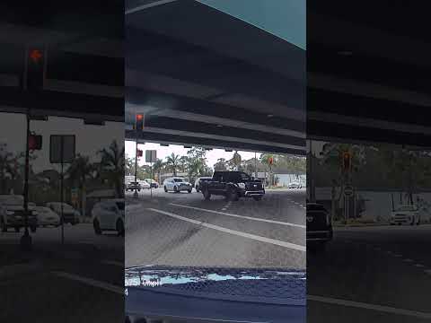 Dramatic Moment Truck Crashes Into Overpass in Florida #shorts