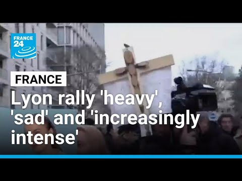 ‘Heavy’, ‘sad’ and ‘increasingly intense’ atmosphere at rally for killed far-right activist