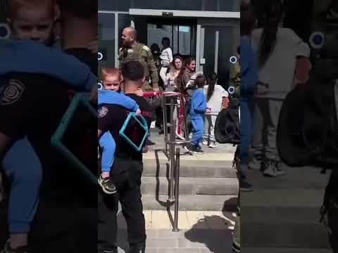 Israel intercepts Iranian missiles, as Israelis evacuate damaged buildings #shorts