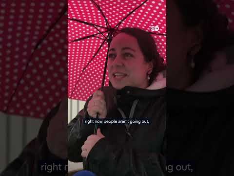 Spain and Portugal hit by new storms after deadly floods | DW News