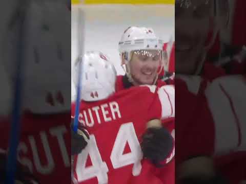 THE CROWD IS ELECTRIC ⚡