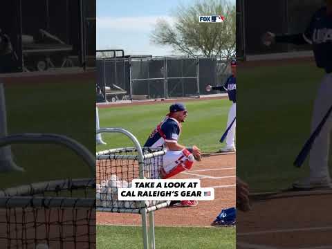 Cal Raleigh is getting ready for the World Baseball Classic ๐ช๐บ๐ธ #wbc #baseball #usa