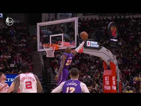 LEBRON JAMES, OH MY GOODNESS ๐ฑ Throws down two MONSTER JAMS in classic LeBron fashion | NBA on ESPN