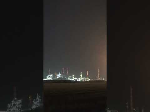 Air Raid Sirens Wail as Lightning Strikes Near Haifa Oil Refinery #shorts