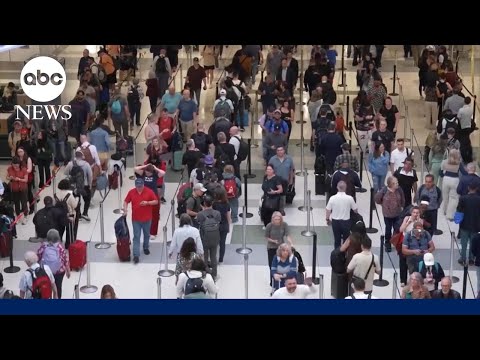 Airport crisis worsens as talks hit snag