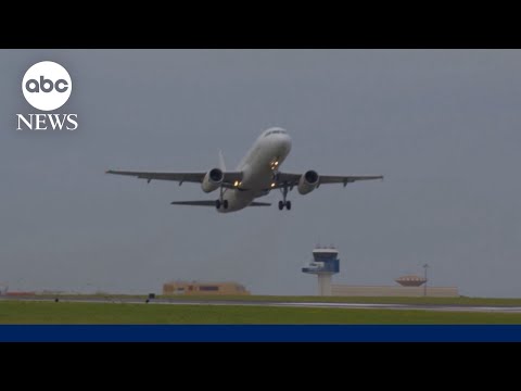 Record travel and airline warnings to travelers