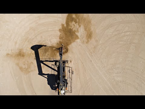 Oil at $120 or $130 Could Trigger a Recession, Hooper Says