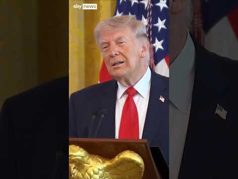 Trump mocks Starmer and Macron
