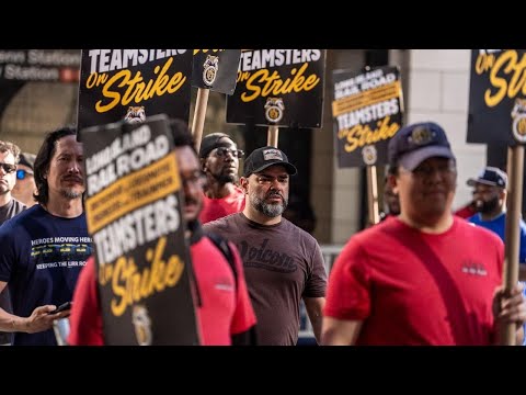 LIRR workers strike, NYC employees feel impact of interrupted train service