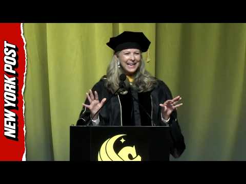 UCF Grads Boo Commencement Speaker Over Pro-AI Remarks