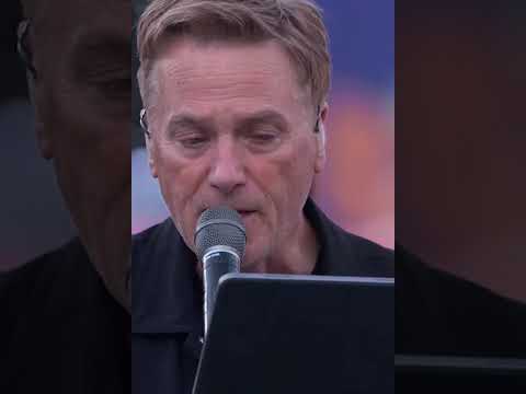 Michael W. Smith Performs America the Beautiful