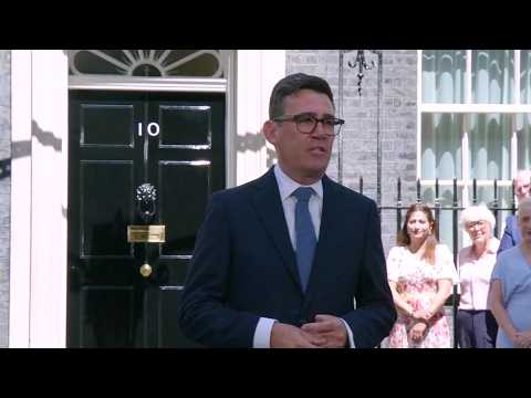 Burnham Says He’s Accepted Invitation to Form Government