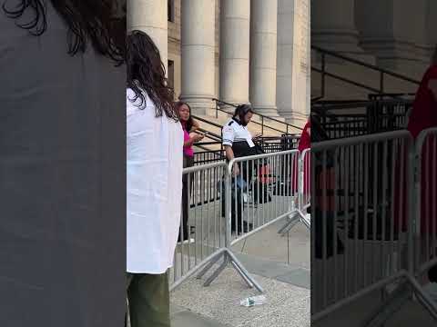 ‘Mangionista’ superfans line up outside courthouse hours before Luigi Mangione hearing #shorts