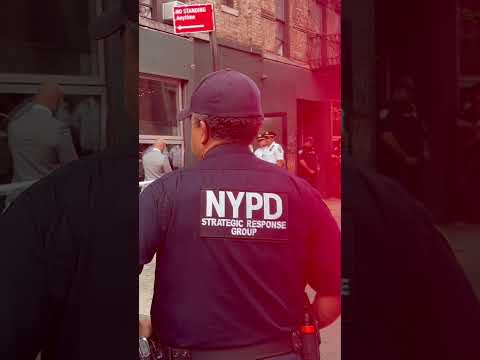 Knife-wielding NYC maniac shot, killed by cops after slashing father, 75, in head #shorts