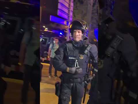 Streets Erupt in Chaos As Police and Housing Activists Go Head-to-Head in Spain #shorts