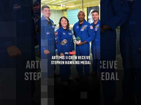 Artemis II crew receive Stephen Hawking Medal